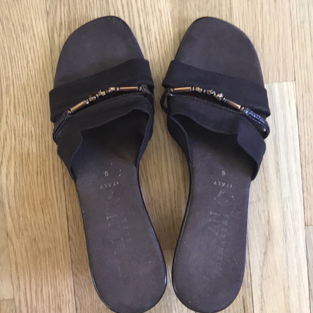 Sandals - Picture 2 of 3